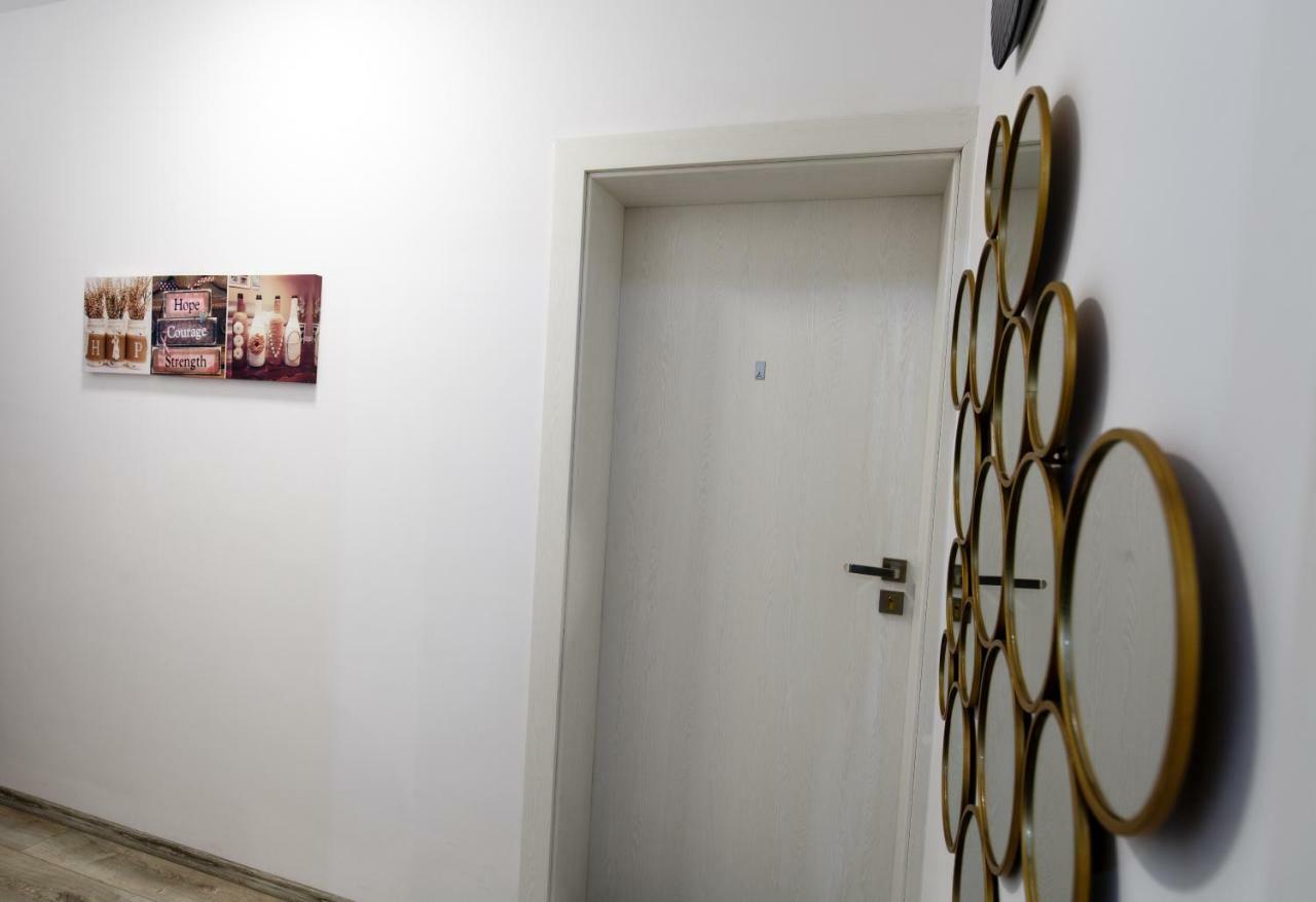 Ramino Apartments Sibiu Buitenkant foto