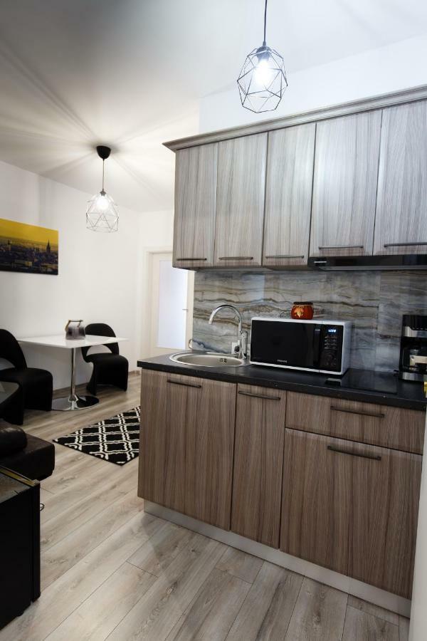 Ramino Apartments Sibiu Buitenkant foto